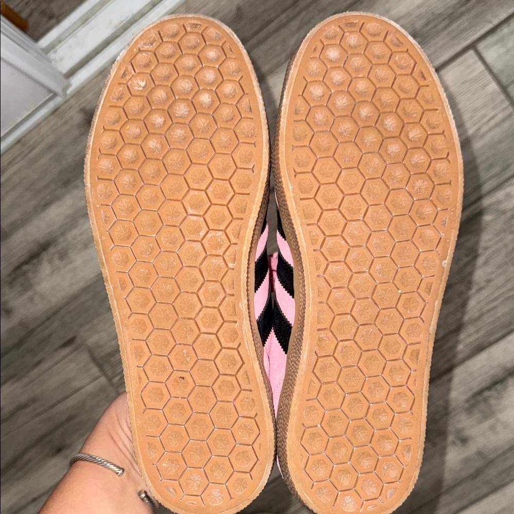 Adidas Women's Pink and Black Suede Sneakers - Picture 4 of 5